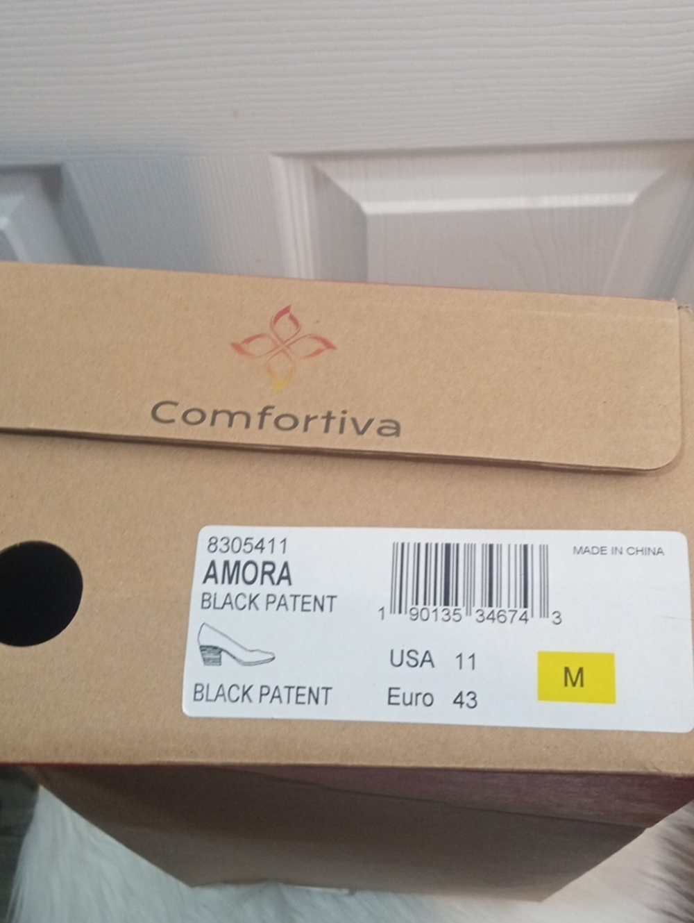 COMFORTIVA AMORA PATENT HEELS - Picture 11 of 12
